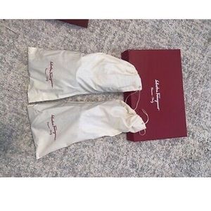 Salavatore ferragamo size 9.5 luxury dress shoes